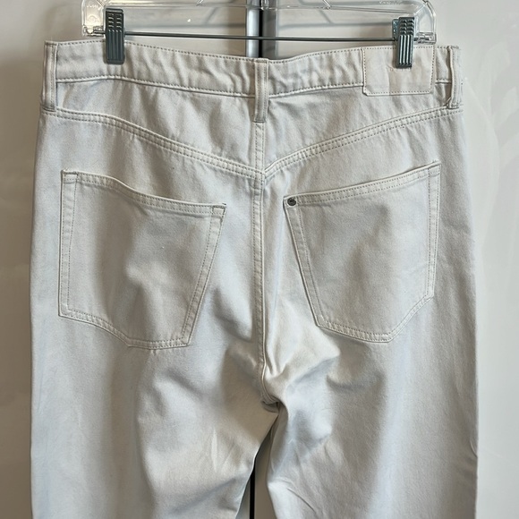 H&M Relaxed Wide Leg High Waist White Denim Jeans, Size 14 - Picture 5 of 11